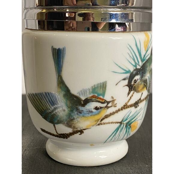 Vintage Royal Worcester Porcelain Egg Coddler with chrome top Birds Wren VGUC - Picture 7 of 16
